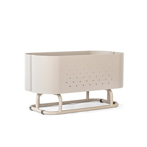 Aluminum planter